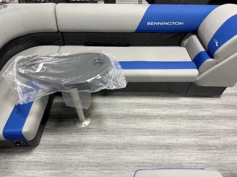 2026 Bennington 20SL - Performance Double Toon - Blackout US-ETWS9675K526 [photo 7]